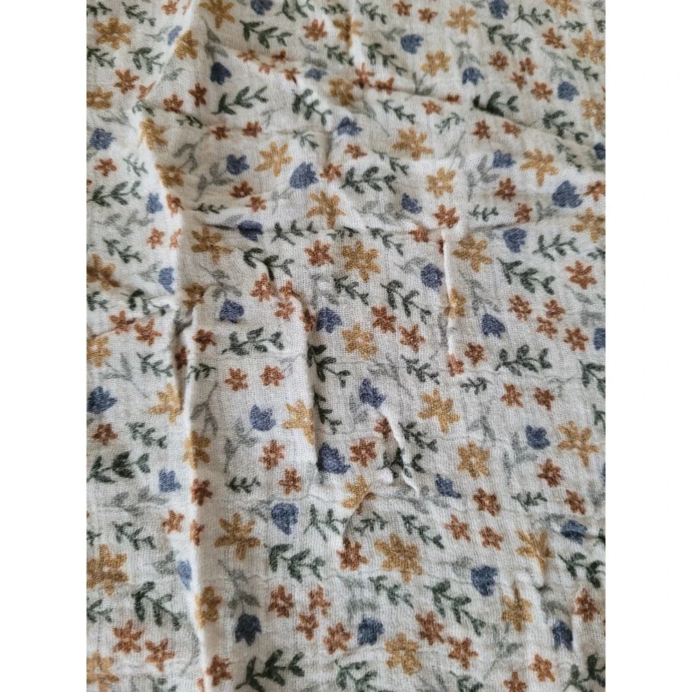 Brave Little Ones Bamboo Muslin Swaddle Blanket‎ Earthy Floral 47x47 Cream #7